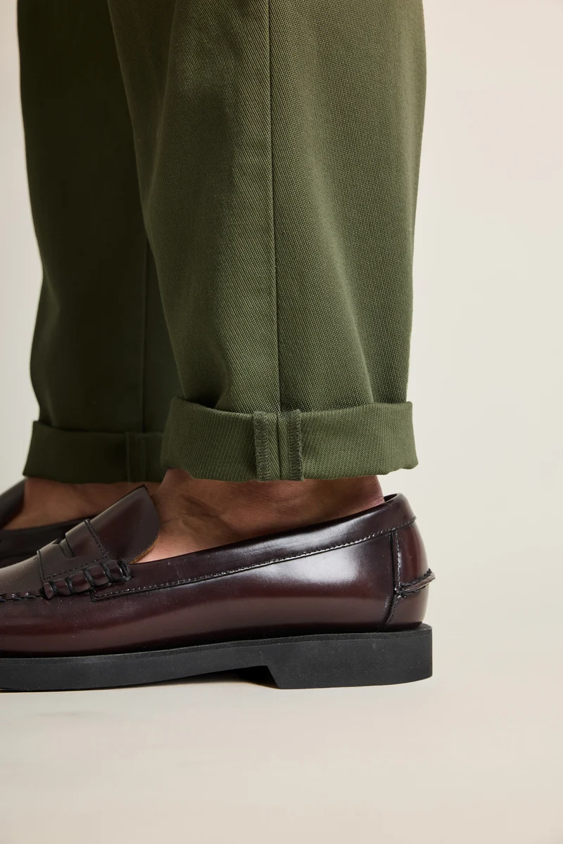 Chino droit double pinces kaki