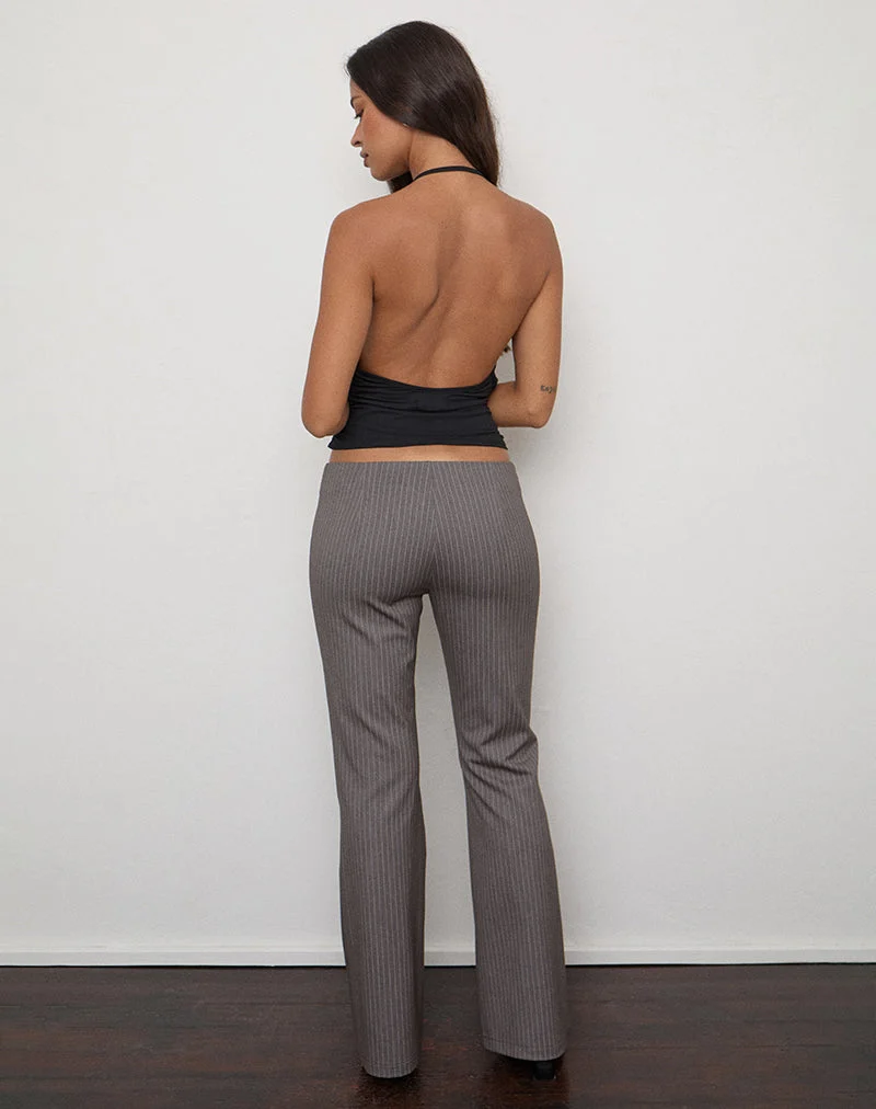 Pantalon Yaswa en tissu de costume à fines rayures grises et marron