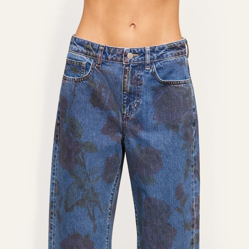 Mallis Bow-Leg Jean