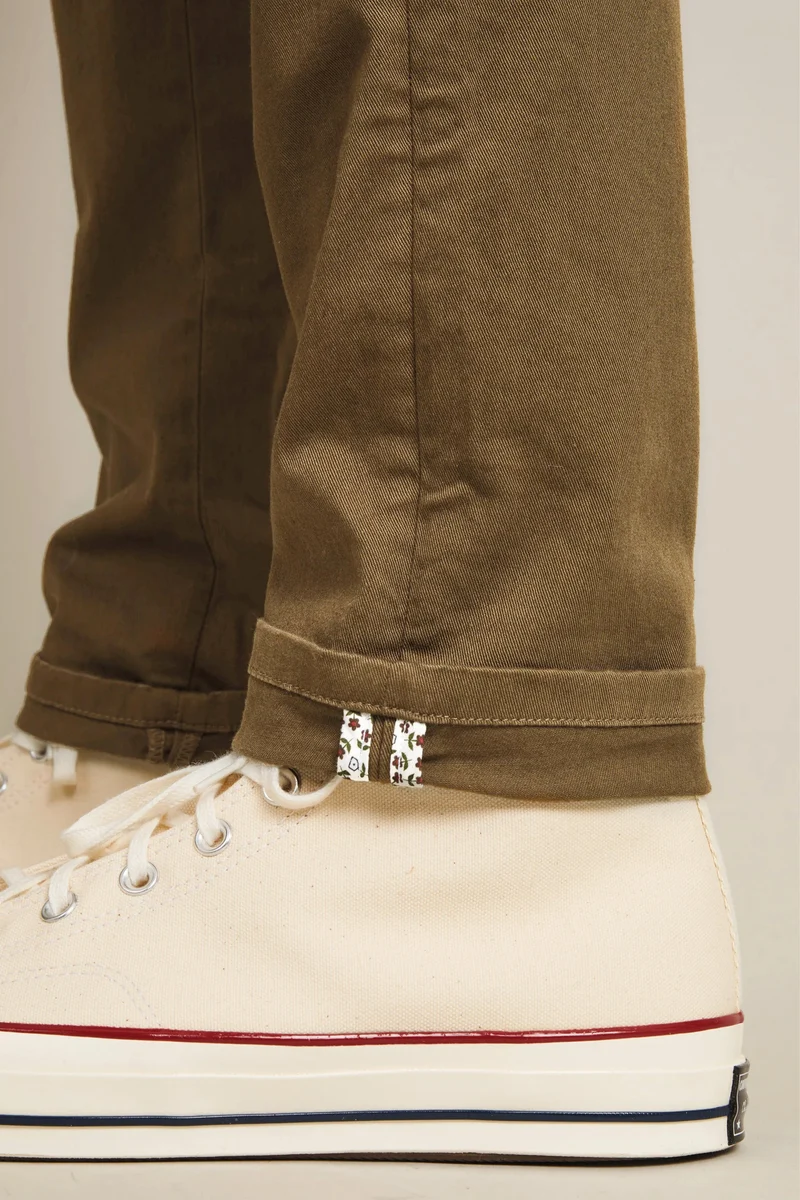 Chino easy semi-slim tabac