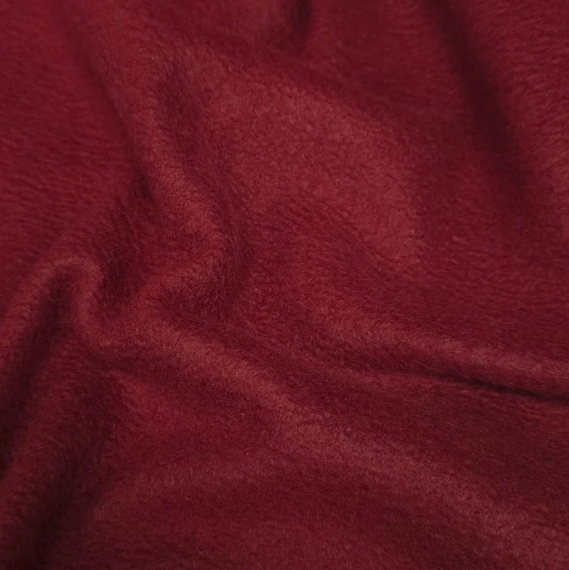 Polar | Uni | Anti-boulochage | Bourgogne | 107 cm | Fin de rouleau