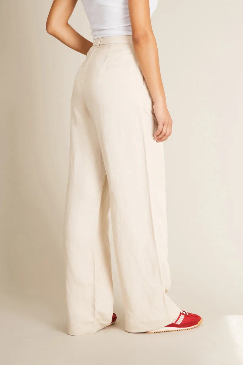 Pantalon à pinces léger écru