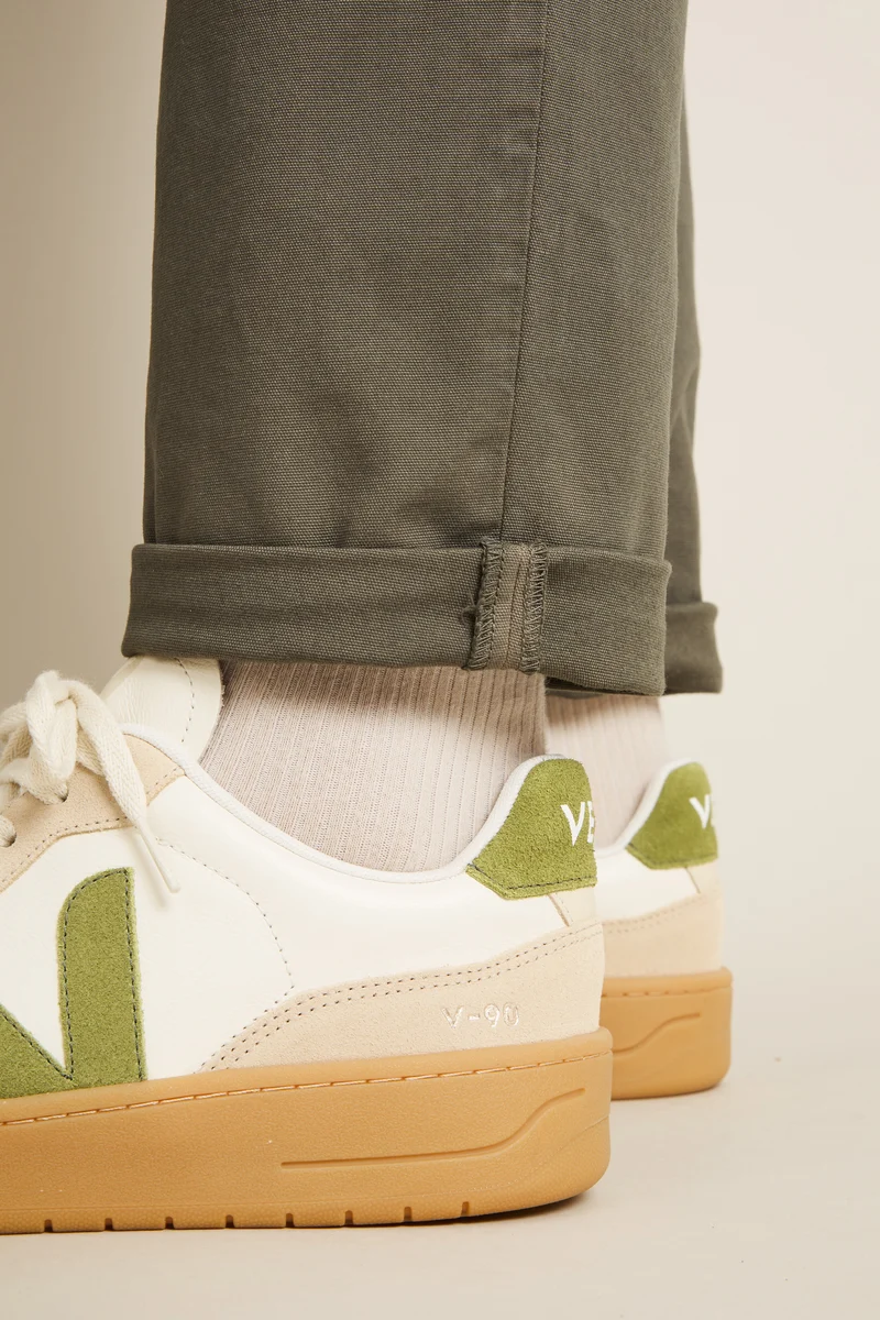 Chino sport kaki