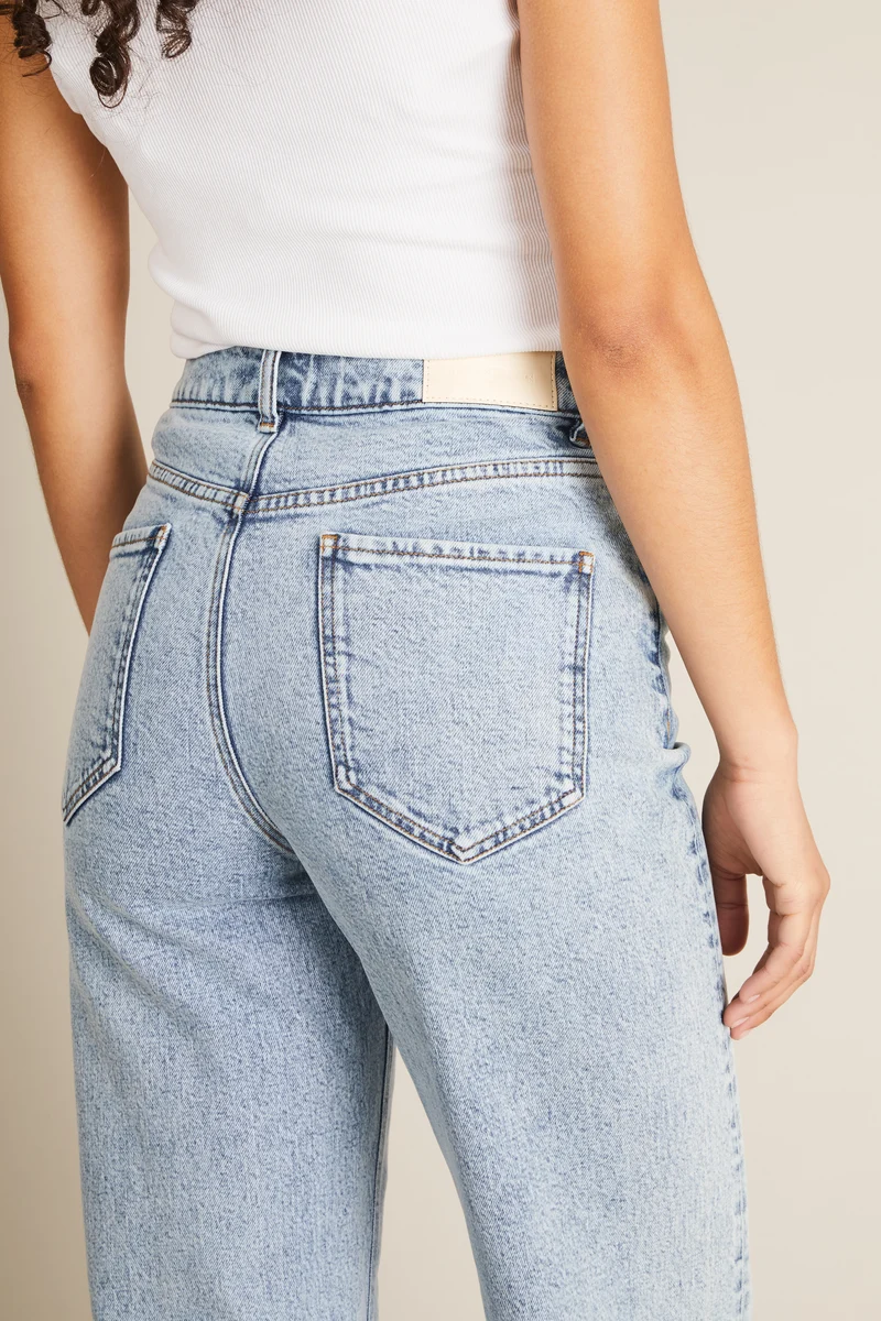 Jean wideleg bleached