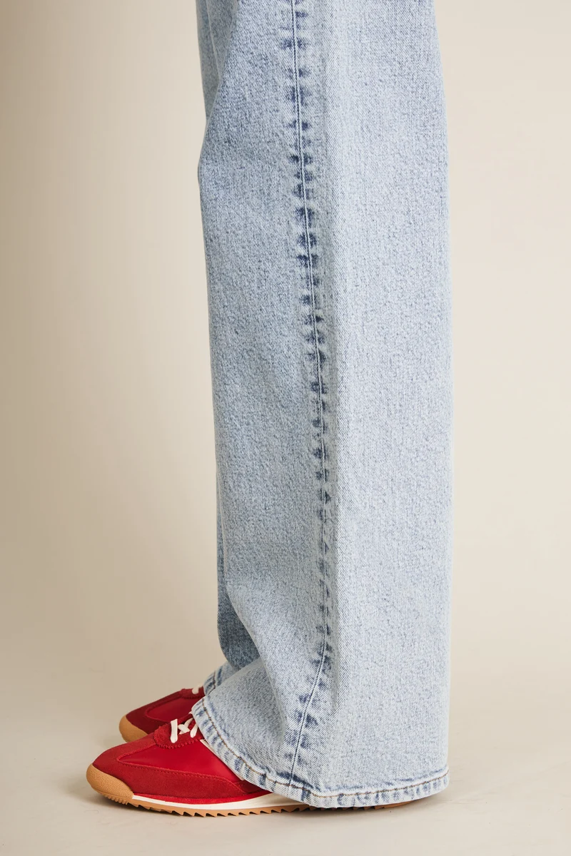 Jean wideleg bleached