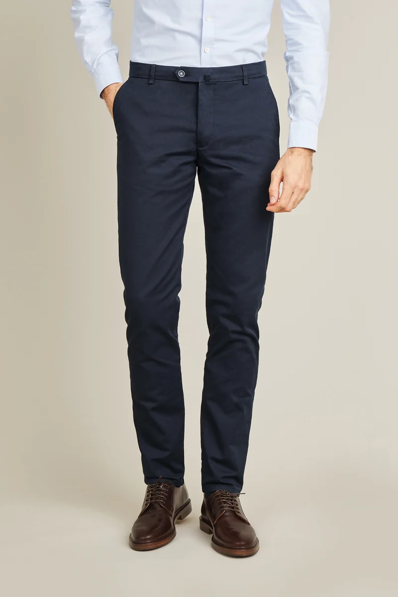 Chino bleu marine