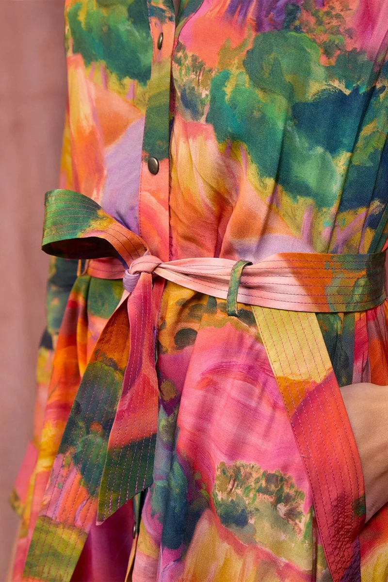 Robe L'Innocente Soi x Laura Gulshani