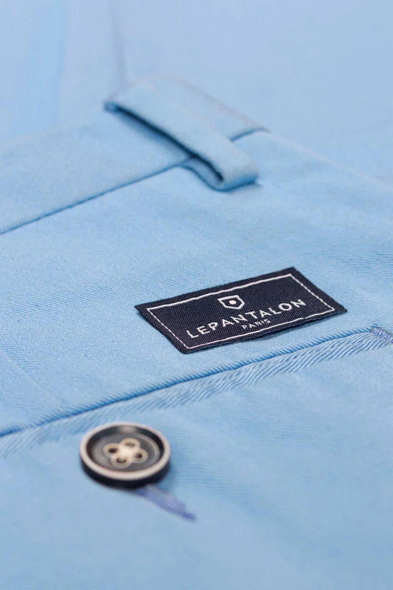 Bermuda bleu pastel