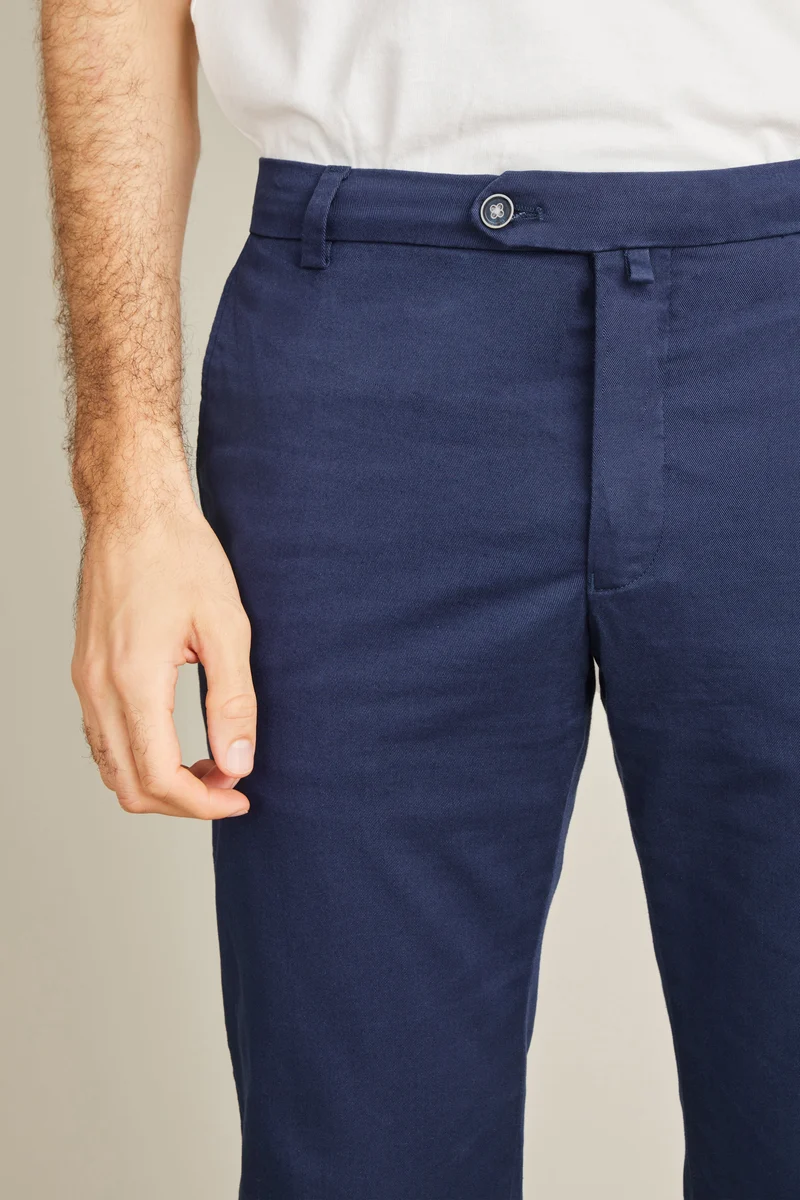 Chino bleu roi