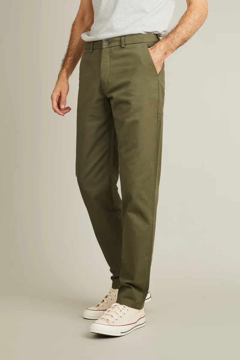 Chino droit kaki
