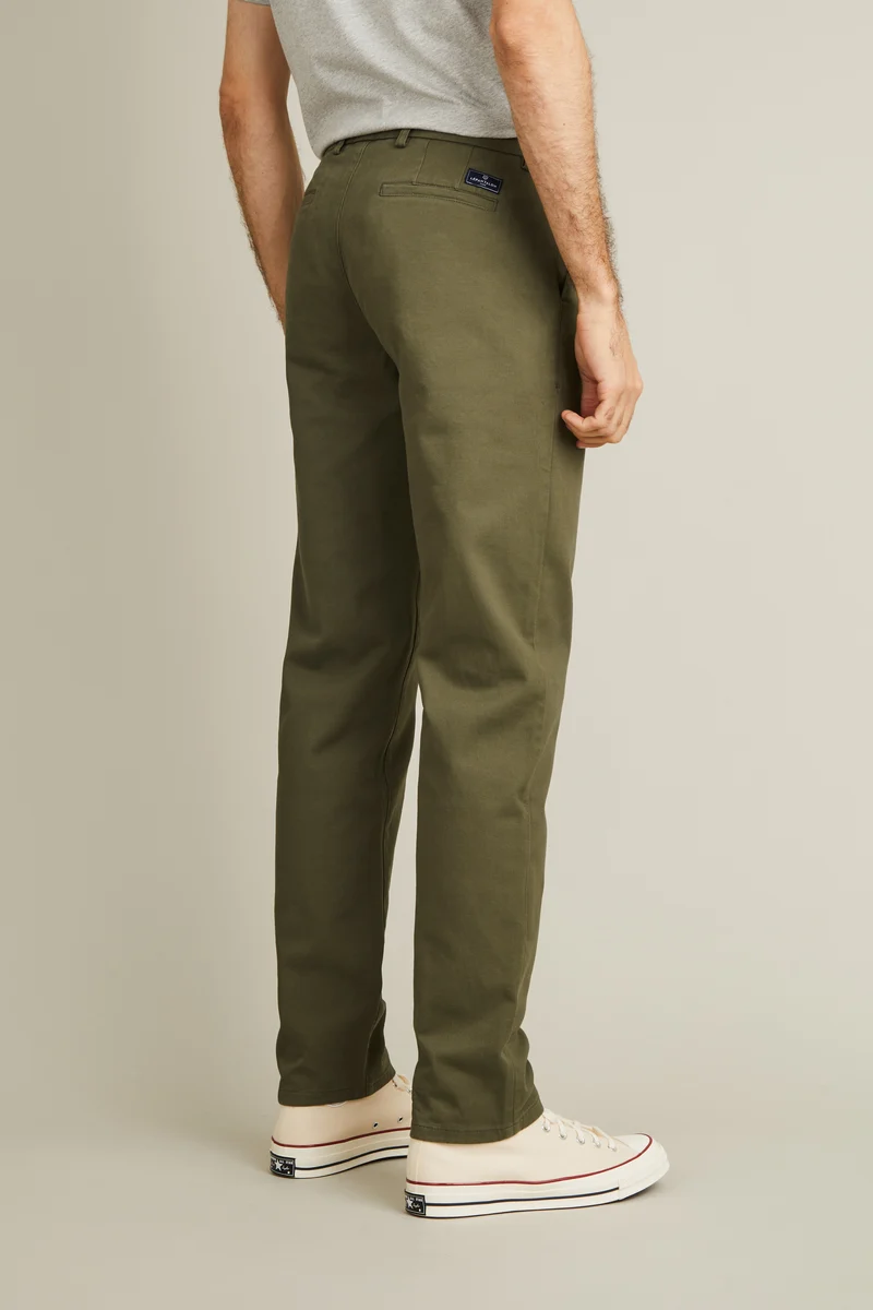 Chino droit kaki