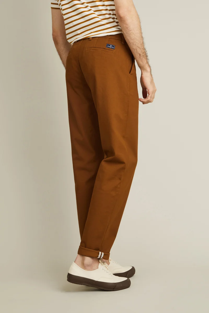 Chino droit camel