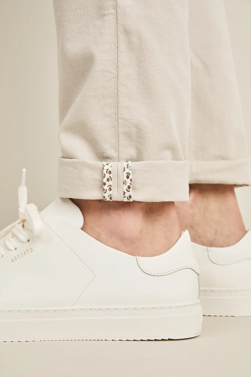 Chino aérien beige
