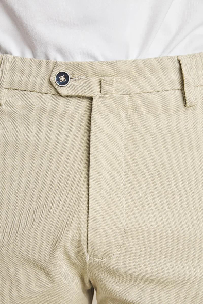 Chino aérien vert olive