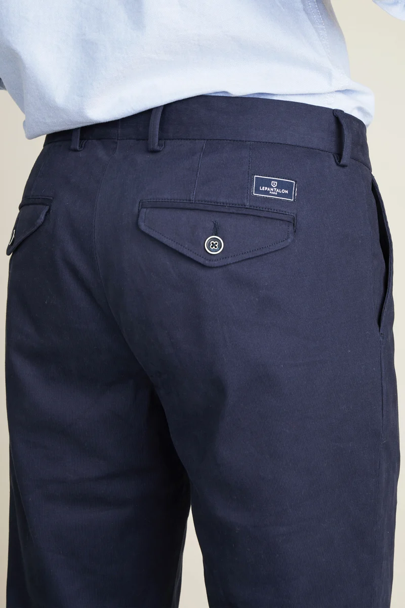 Chino à pinces marine