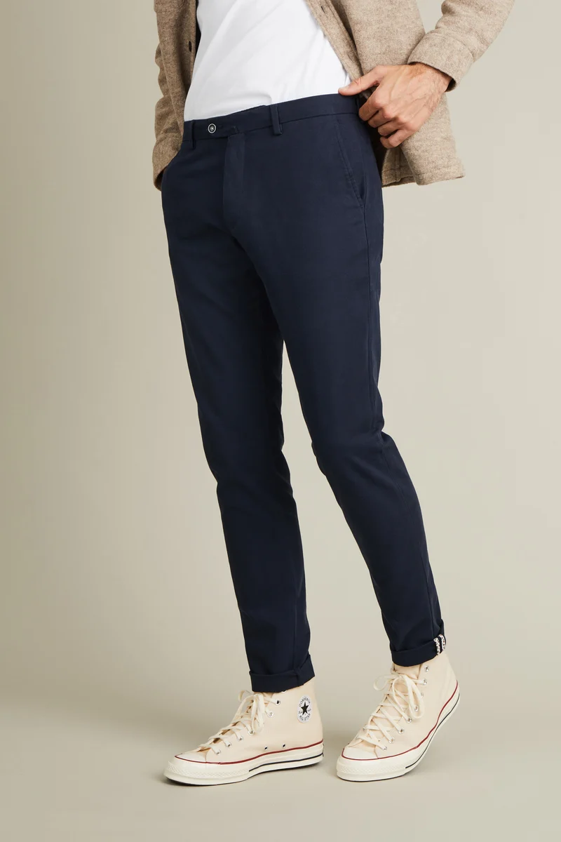 Chino texturé bleu marine