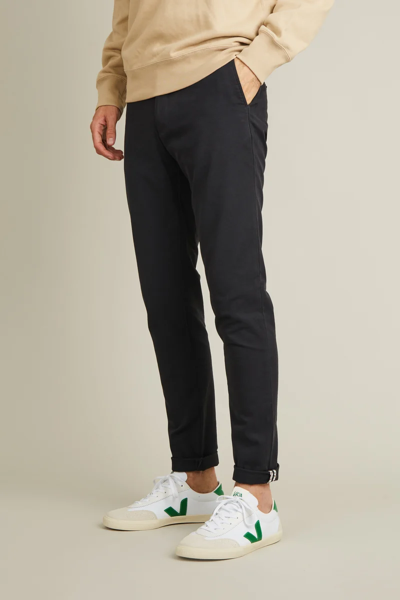 Chino texturé gris anthracite