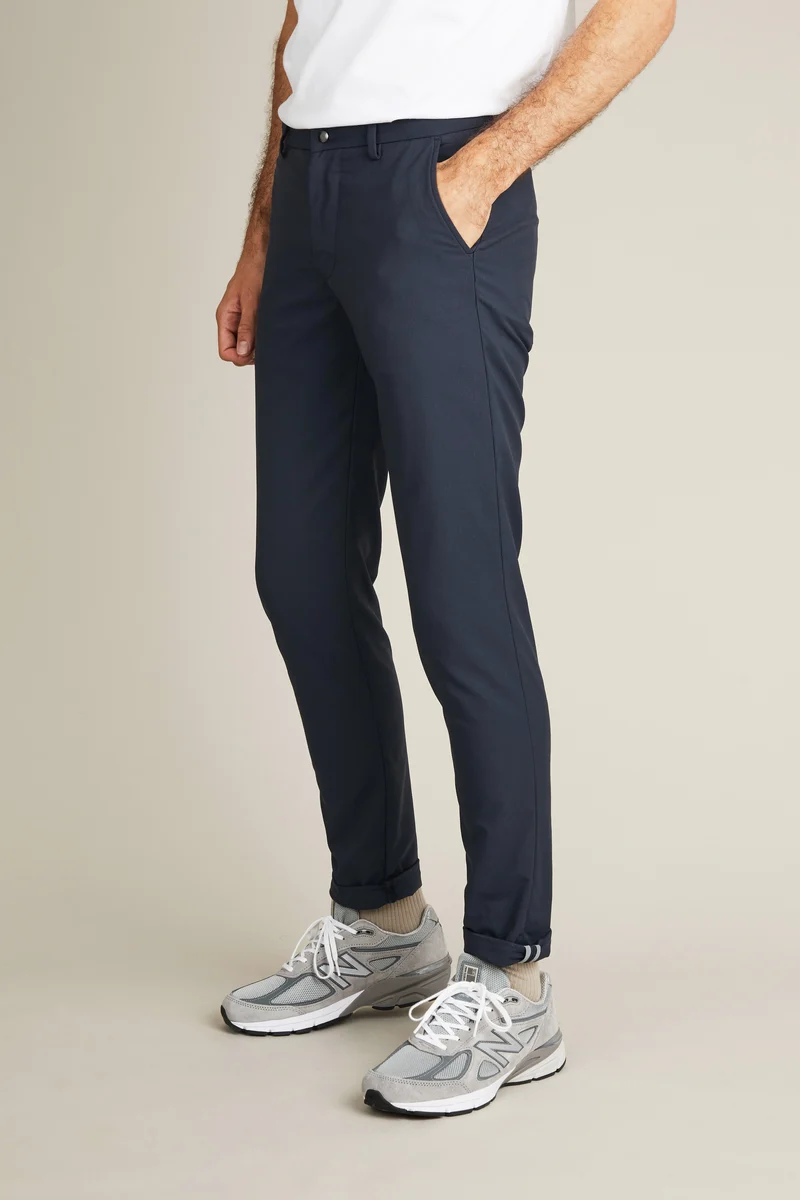 Chino technique bleu marine