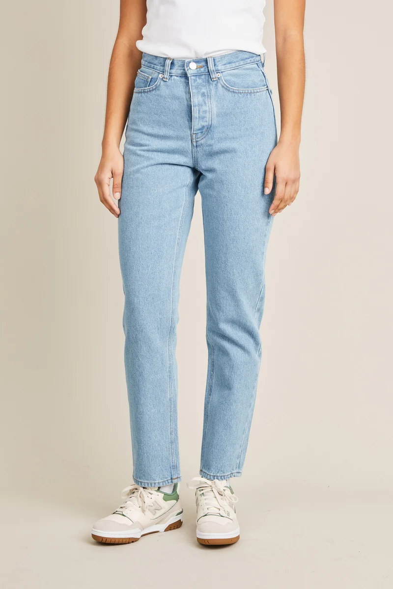 Jean droit bleached v1