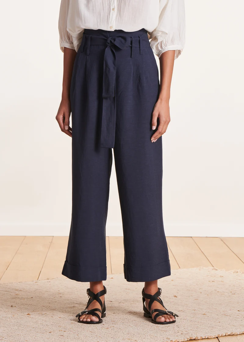 Pantalon large bleu foncé habillé à taille haute