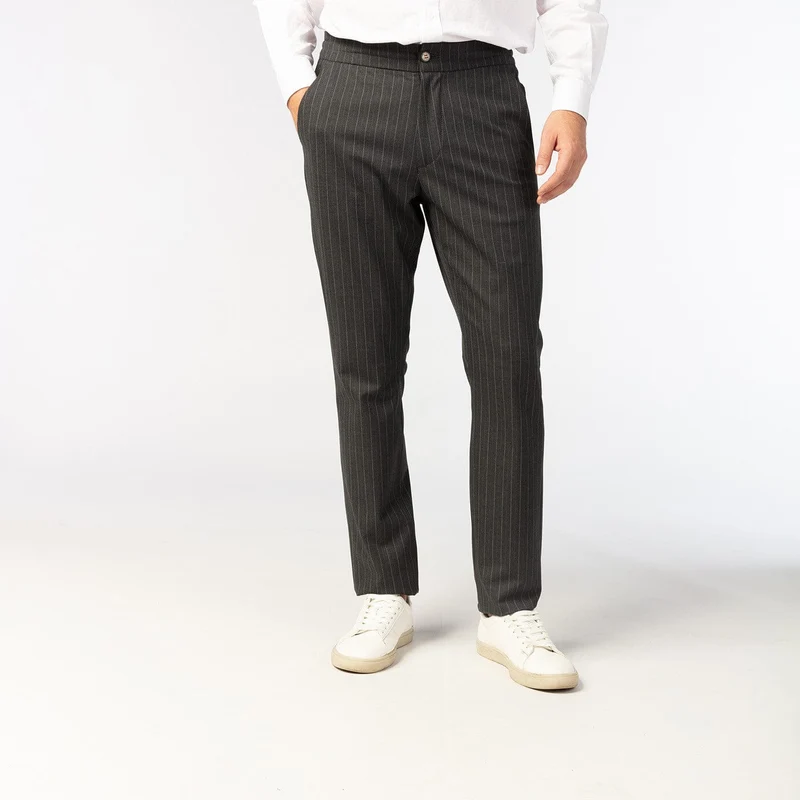 Pantalon à rayures gris anthracite coupe large