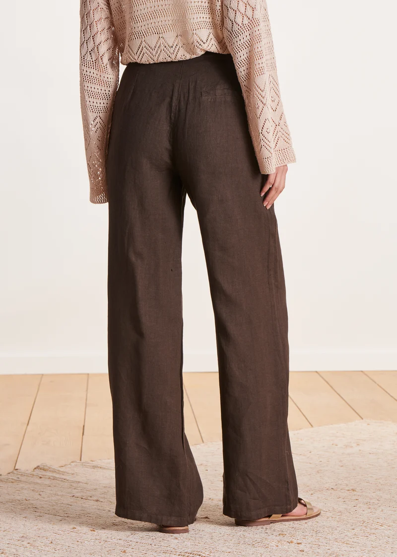 Pantalon droit et large marron en lin taille haute