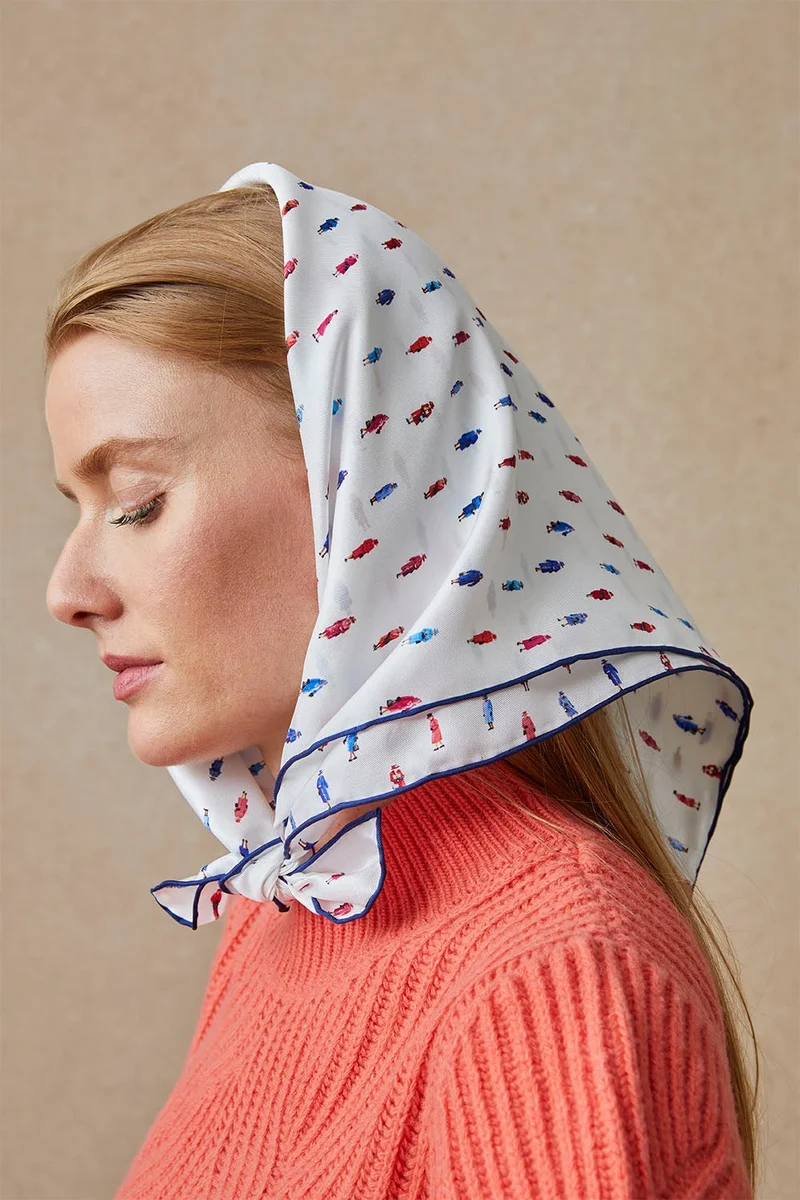 Foulard en soie Reine Elisabeth