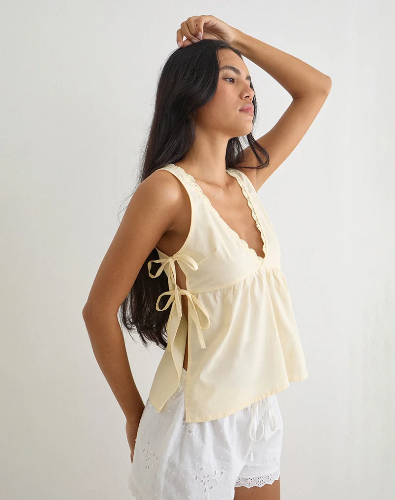 Blouse Fahwa à nouer sur les côtés, en popeline couleur « buttermilk »