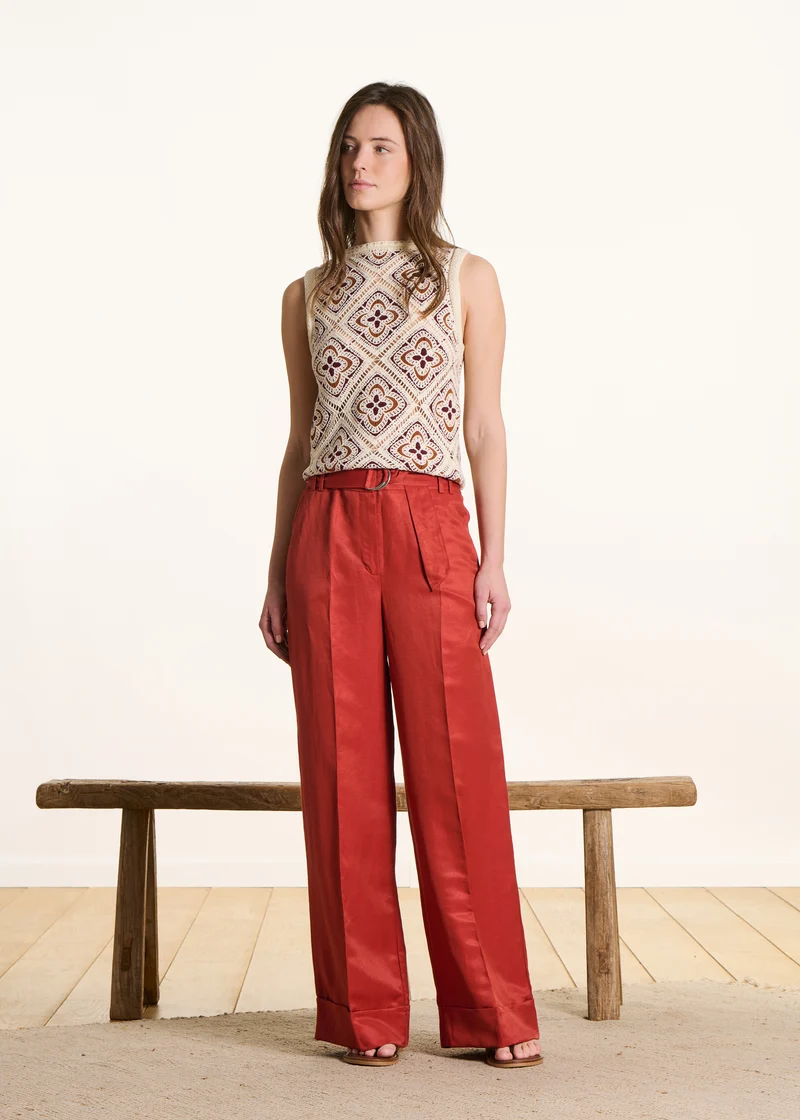 Pantalon large brique avec ceinture