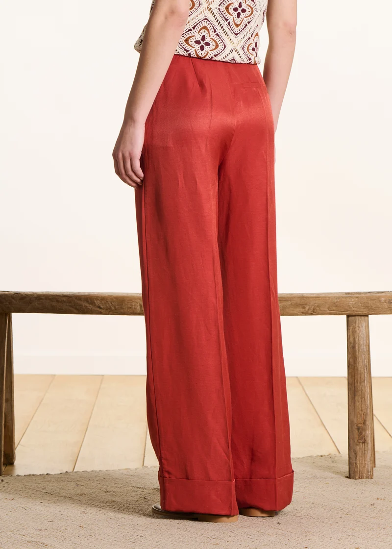Pantalon large brique avec ceinture