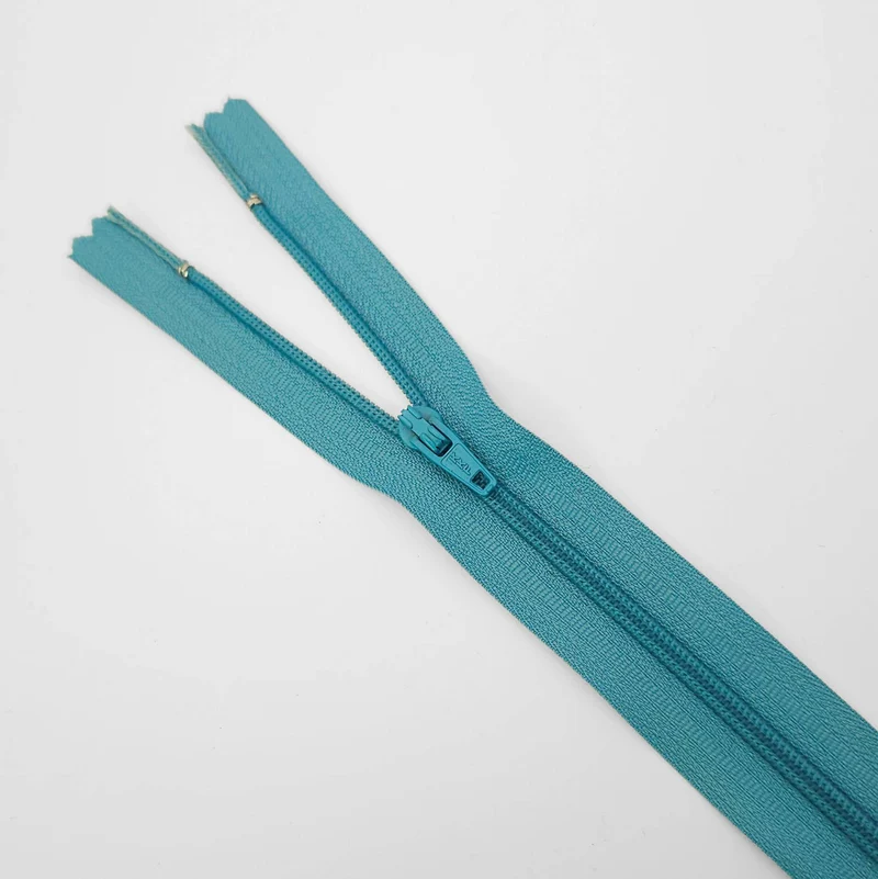 KKF | Fermeture éclair fermée | Spirale en nylon | N° 3 | 17 cm | SS403 - SS414