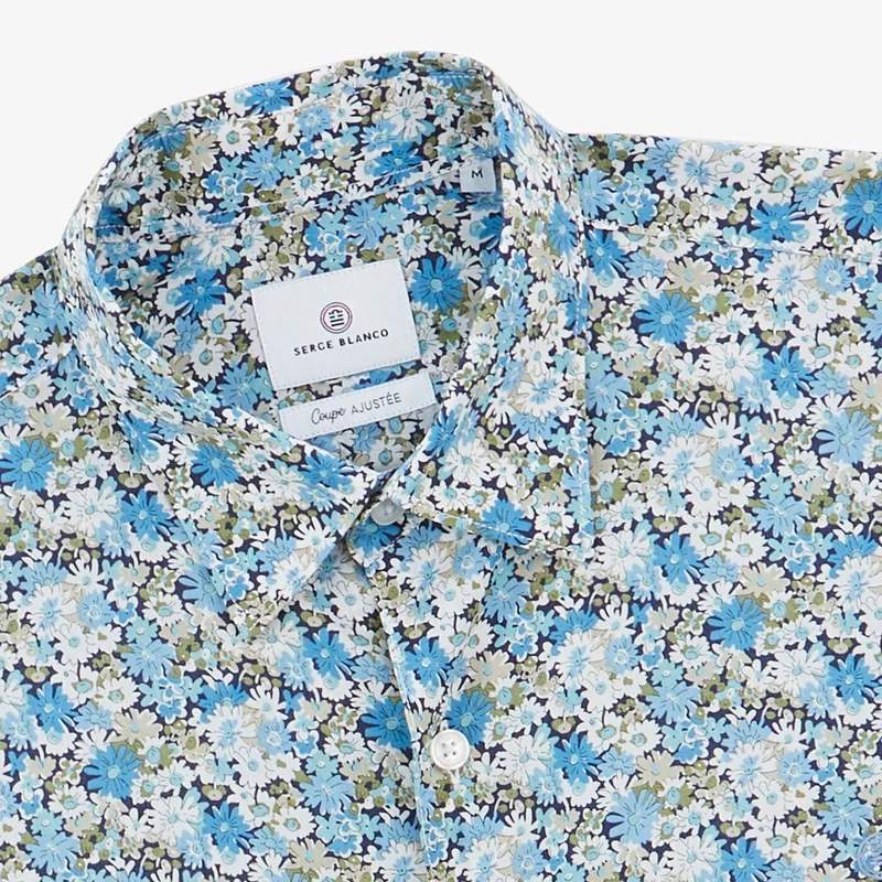 Chemise bleu pacific à manches longues en tissu fleuri