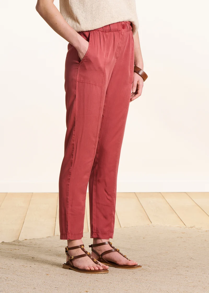 Pantalon fluide rouge en lyocell taille élastiquée
