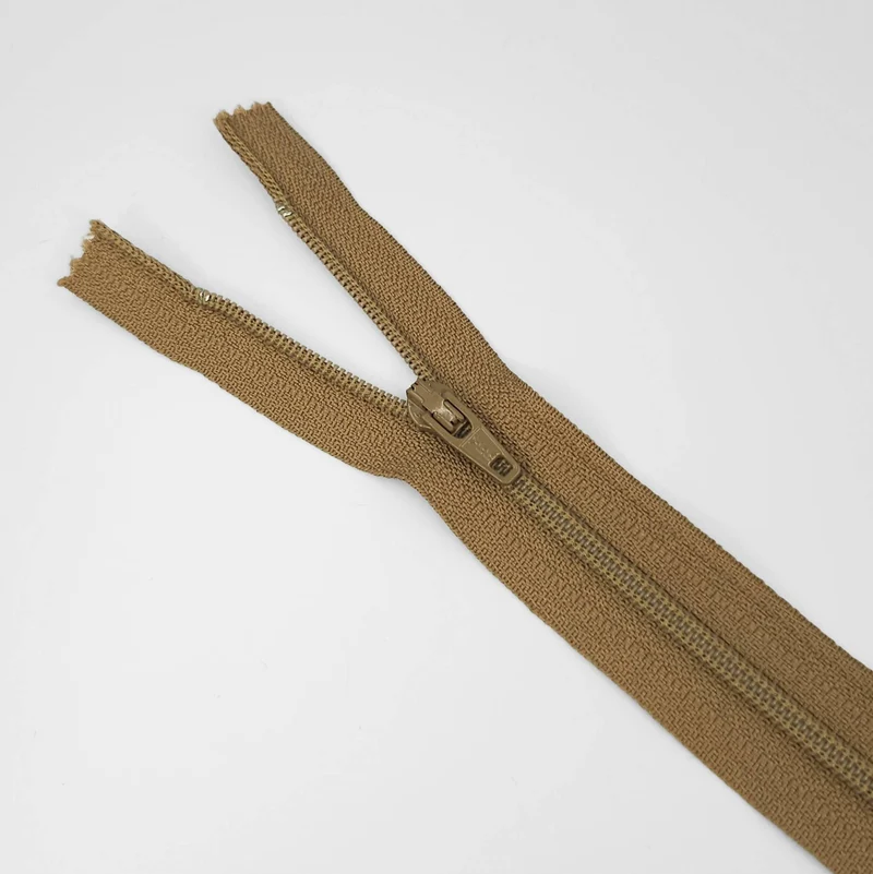 Fermeture éclair YKK | Fermeture à glissière fermée | Spirale en nylon | N° 3 | 13.5 cm | ZIP1056 - ZIP1058