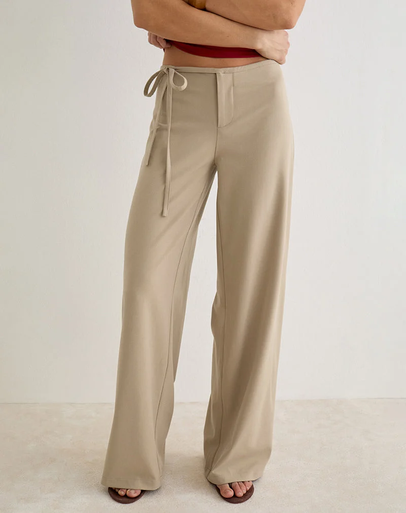 Pantalon Diomira beige avec cordon