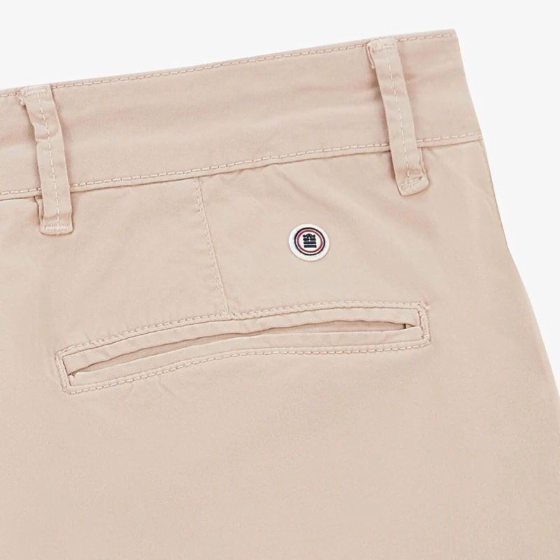 Bermuda comfort fit beige coupe droite confort
