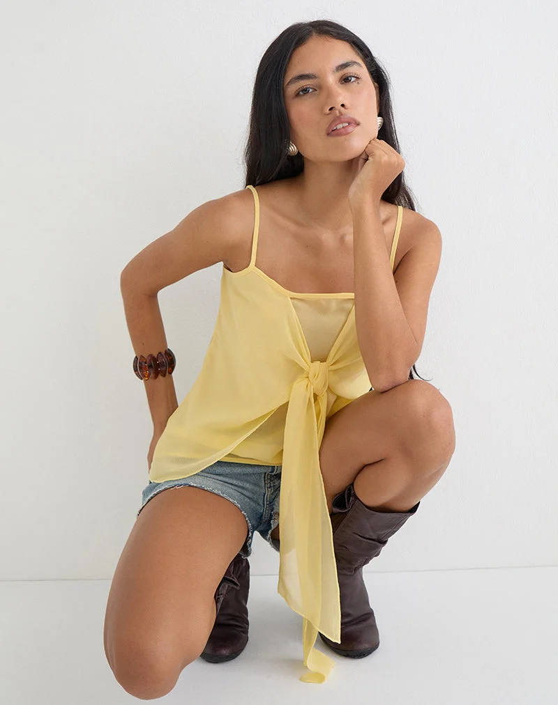 Haut Sena en mousseline jaune pastel