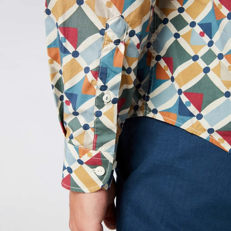 Chemise à motifs graphiques tissu Italien coupe ajustée