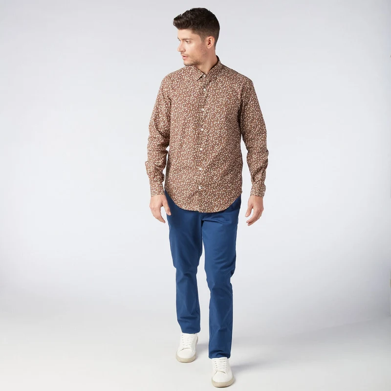 Chemise homme imprimée fleurs marron coupe ajustée