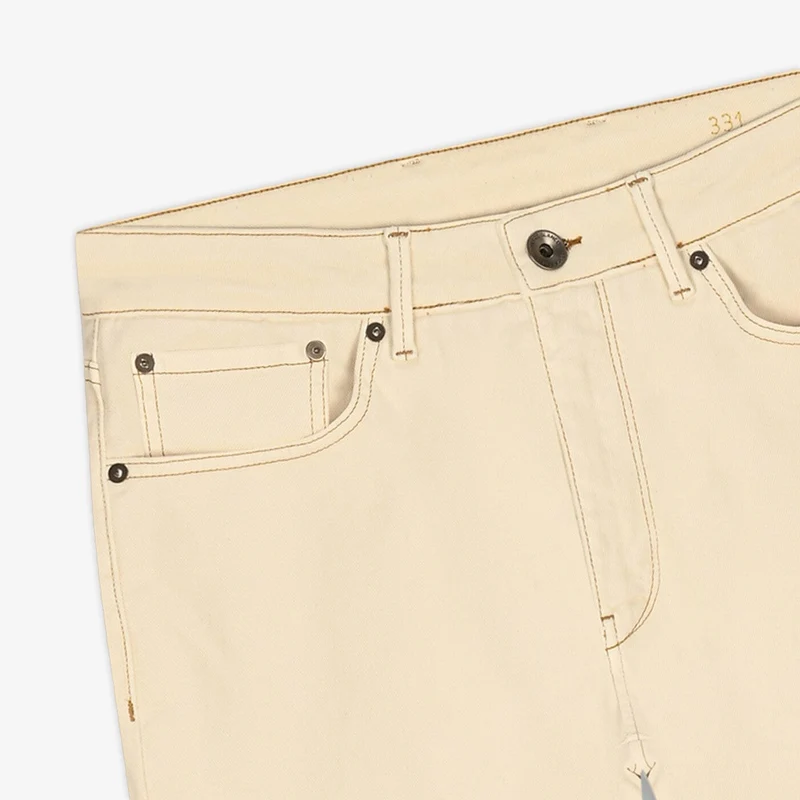 Jean 331 tapered fit beige écru
