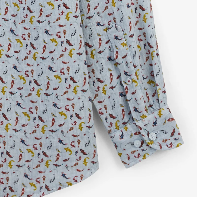 Chemise manches longues en lin carpes koï bleu céleste