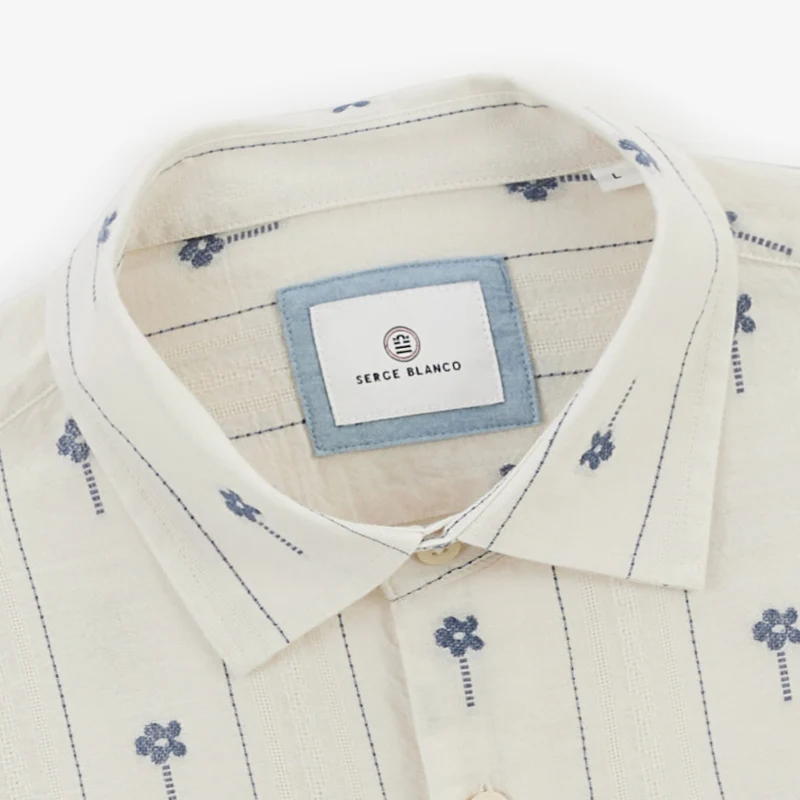 Chemise manches longues en coton jacquard blanche avec fleurs brodées