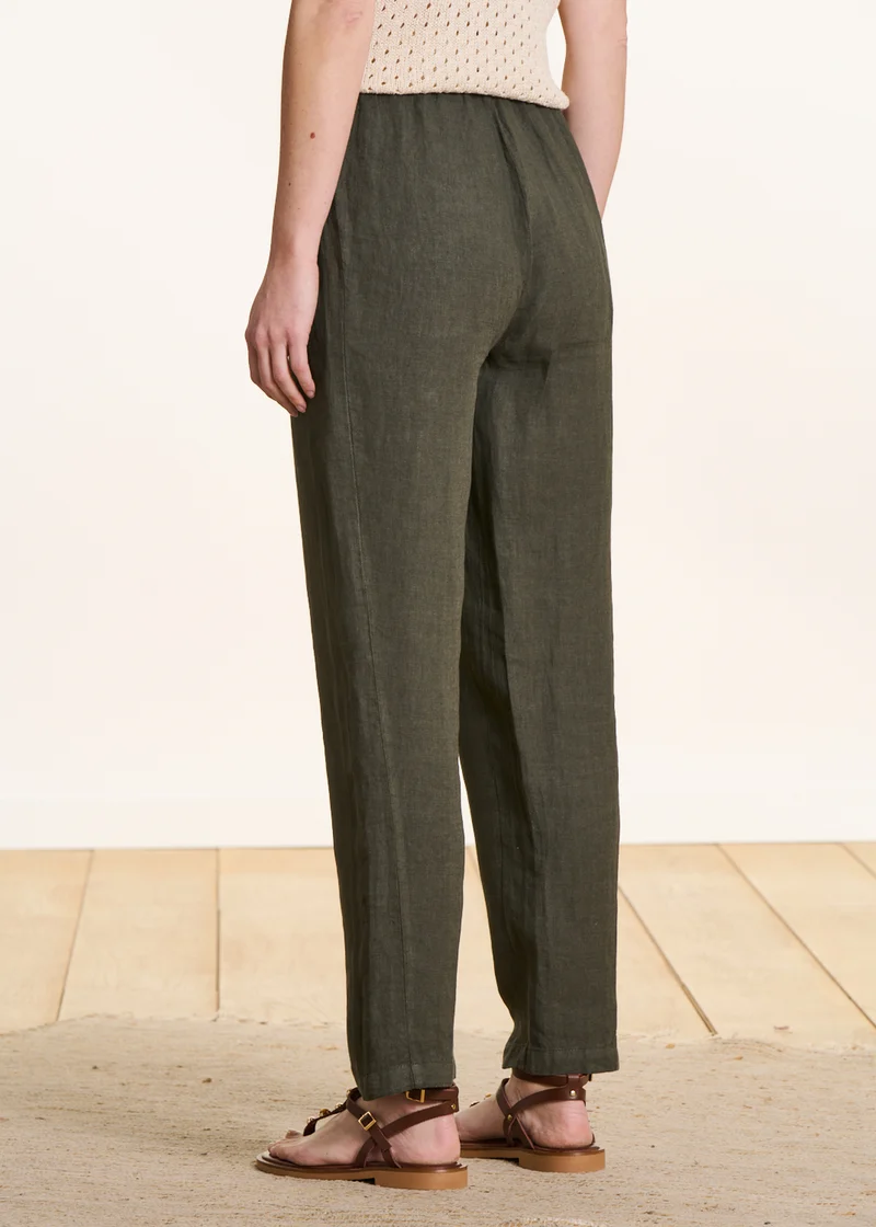 Pantalon carotte kaki en lin taille élastiquée
