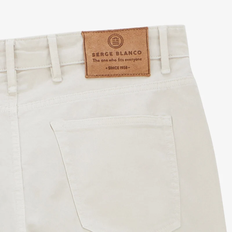 Jean 325 slim powertwist blanc latte