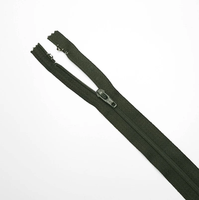Fermeture éclair YKK | Fermeture à spirale en nylon | N° 2 | 17 cm | ZIP1041 - ZIP1044