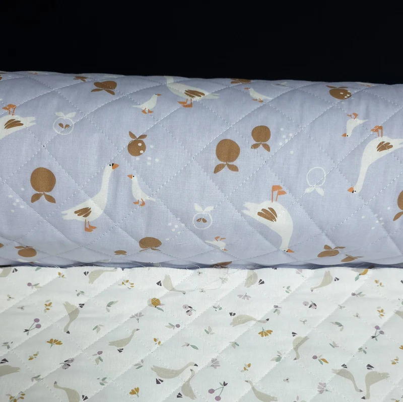 Coton matelassé réversible | Oies bleues & jardin ivoire