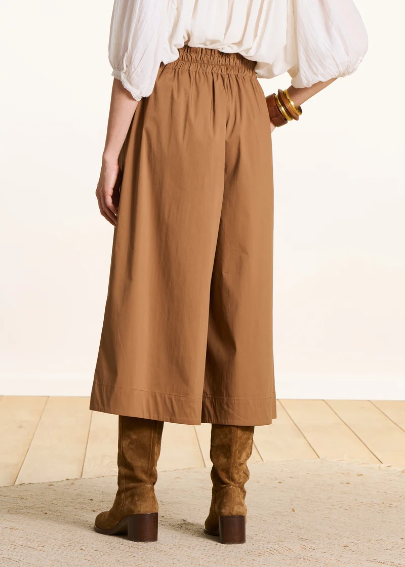 Pantalon camel large 7/8ème avec ceinture à nouer