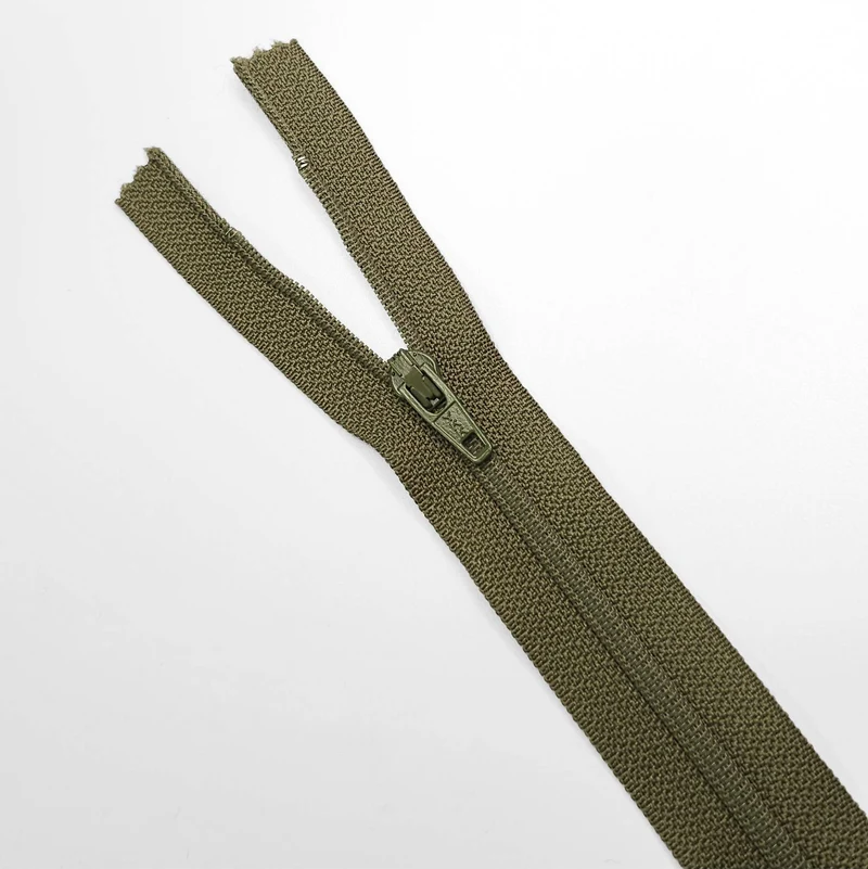 YKK | Fermeture éclair À Bout Fermé | Spirale | #2 | 7 3/4'' - 19.5 cm | SS339 - SS347