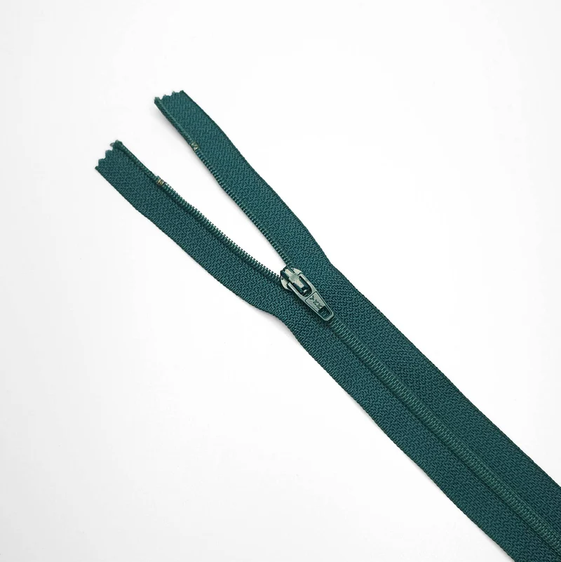 YKK | Fermeture éclair À Bout Fermé | Spirale | #2 | 7 3/4'' - 19.5 cm | SS339 - SS347