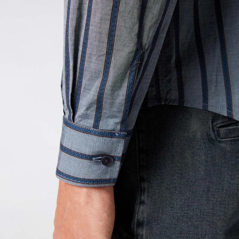 Chemise homme à rayures coupe ajustée en coton bleu